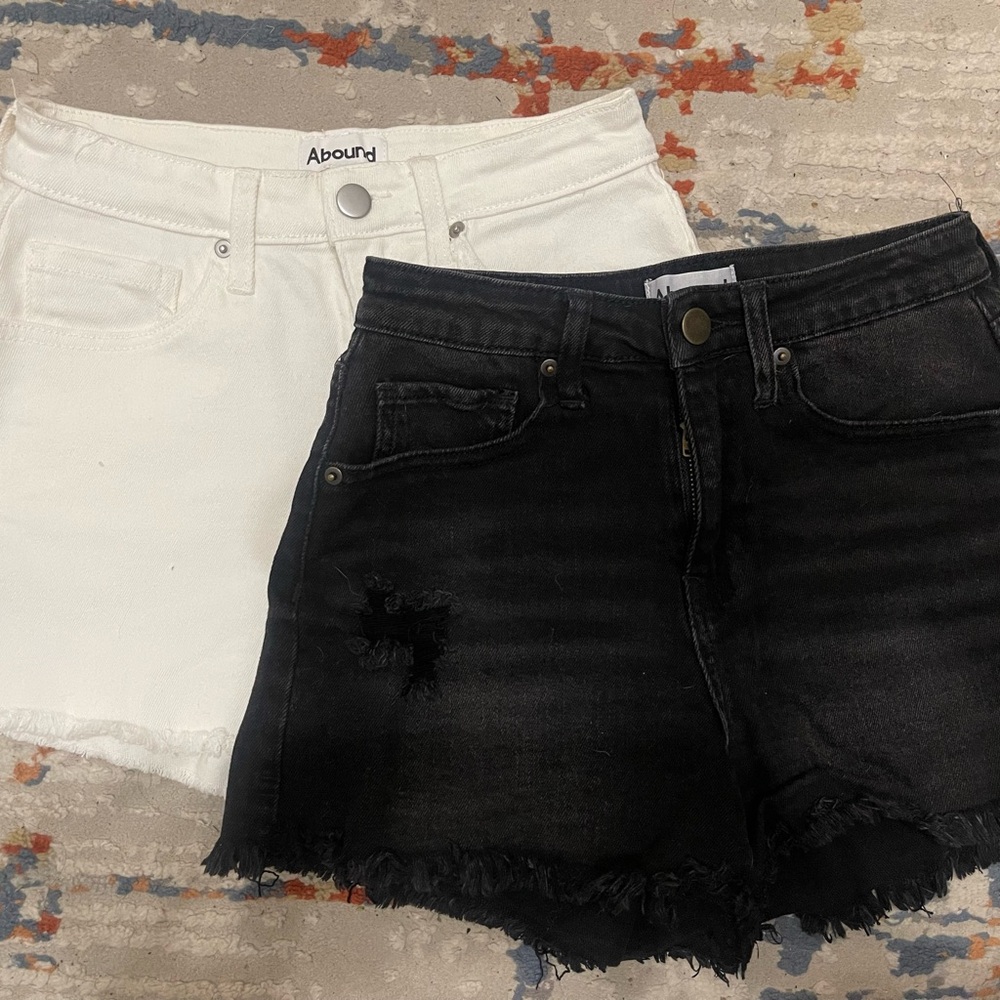 Set of 2 Shorts